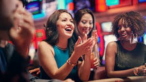 Tampilan permainan Lightning Dice di platform join338 dengan dealer live dan tiga dadu